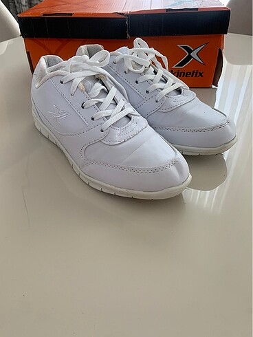 Beyaz Sneakers Ayakkabı