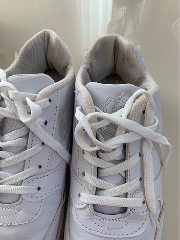 40 Beden Beyaz Sneakers Ayakkabı