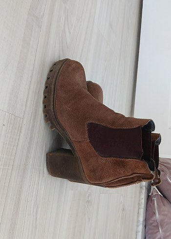 Diğer Kahverengi Süet Kadın Dolgu Topuklu Bot