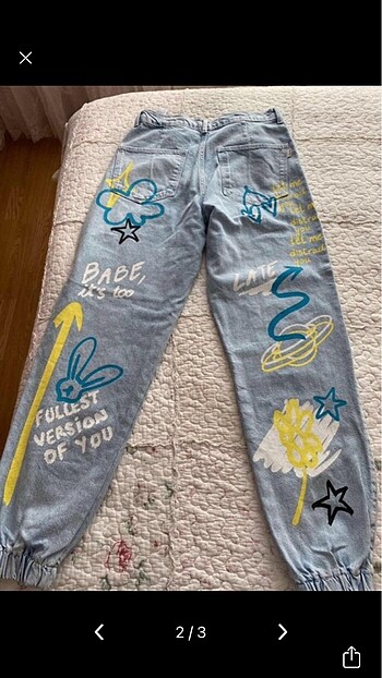 BERSHKA grafiti pantalon