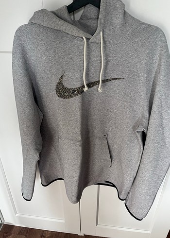 Nike l