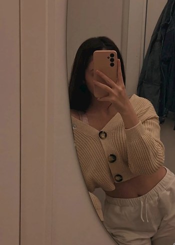 Bej Düğmeli Uzun Kollu Hırka - Görsel 2