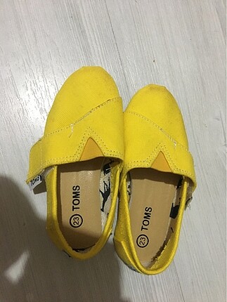 23 Beden sarı Renk Çocuk ayakkabısı