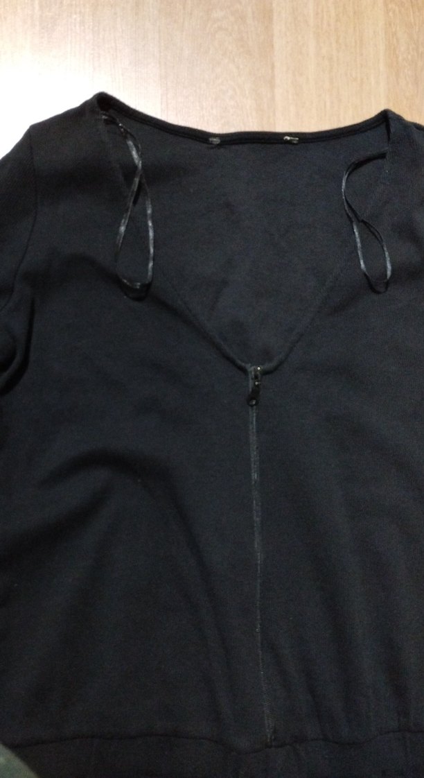 Siyah V Yakalı Uzun Kollu Kadın Tulum - Görsel 5