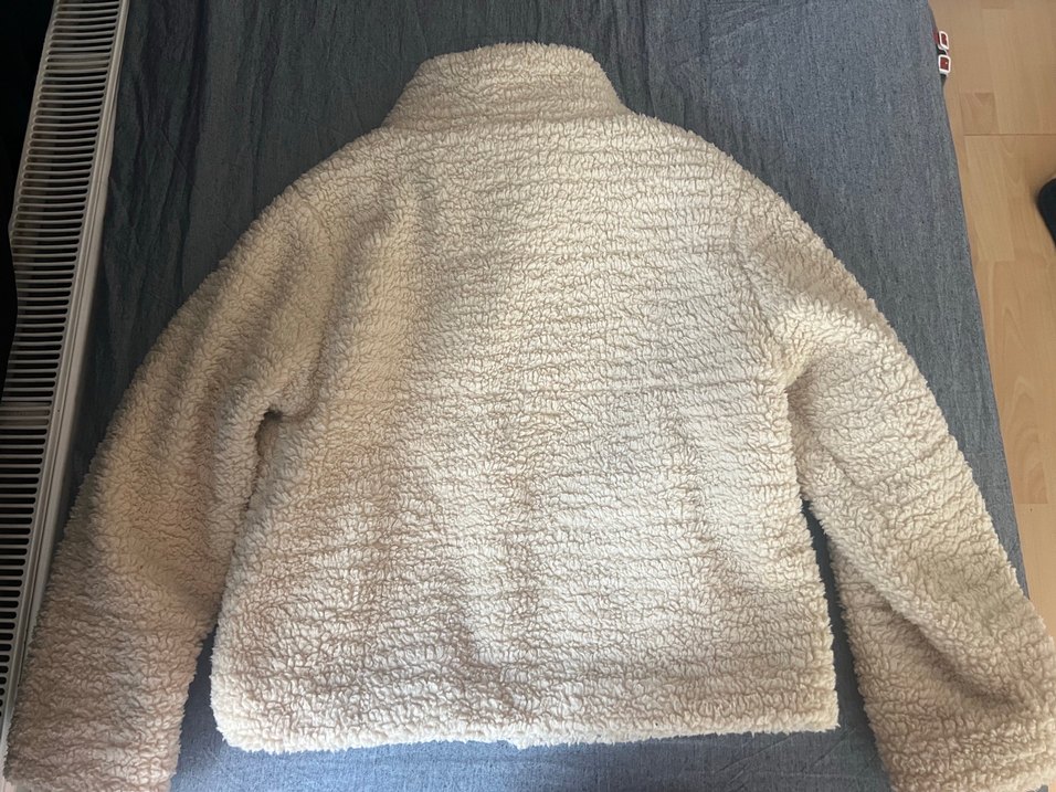 Kadın Peluş Ceket Trendyol - Görsel 3