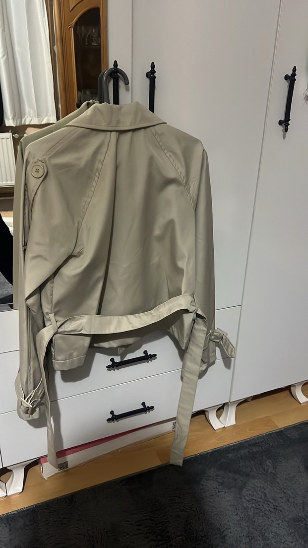 Bej Kısa Trençkot - Görsel 2