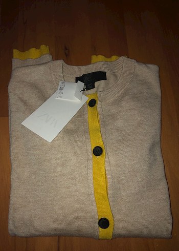 ZARA Düğmeli Sarı Detaylı Gri Yün karışımlı Hırka