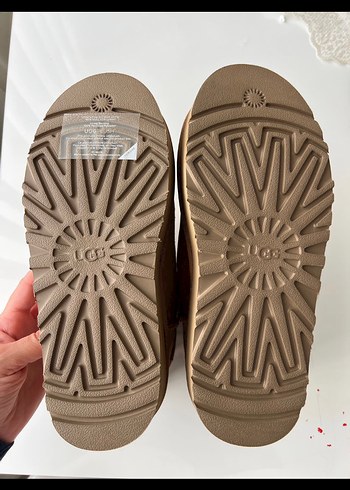 37 Beden Ugg Bej Süet Dolgu Topuk Kadın Bot