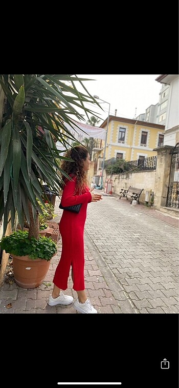 Diğer Kırmızı yırtmaçlı triko elbise