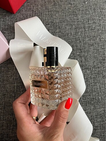 Valentino Donna Parfüm 100 ml ( orijinal ) - Görsel 6
