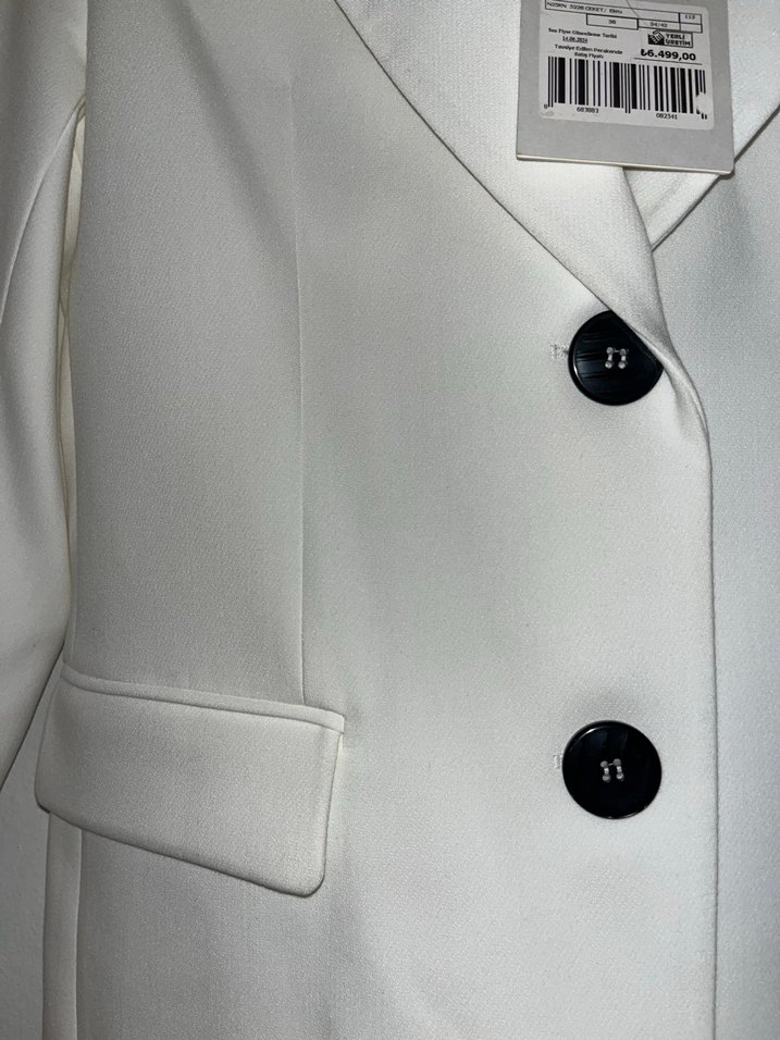 Minimalist Kadın Beyaz Nocturne Ceket - Görsel 3