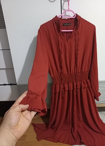 42 Beden Fırfırlı Elbise