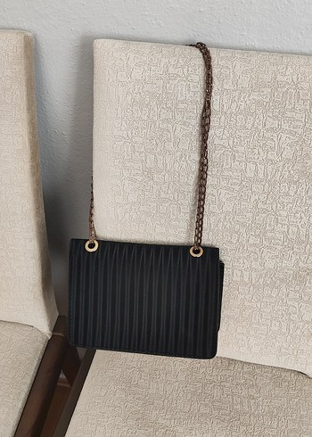 Zara Zara Siyah Süet Zincir Detaylı Kadın Çanta