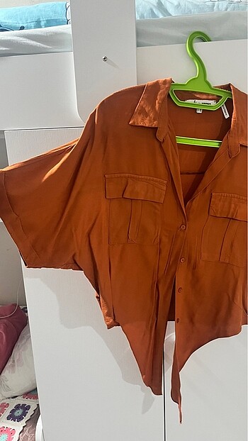 Koton Koton Ole marka alttan bağlamalı gömlek