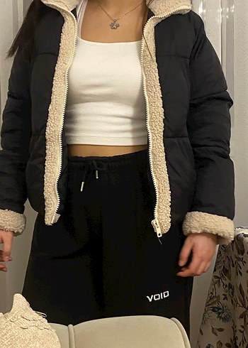 Siyah Kürklü Kadın Kışlık Mont pull and bear s beden - Görsel 2