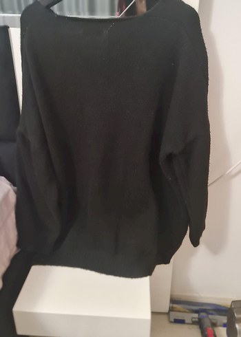 Siyah V Yaka Örgü Kadın Kazak - Görsel 3