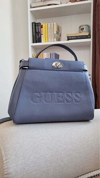 Guess Askılı Omuz Çantası (Orijinal)