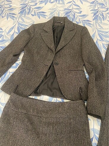 36 Beden gri Renk Etek , pantalon ceket takım