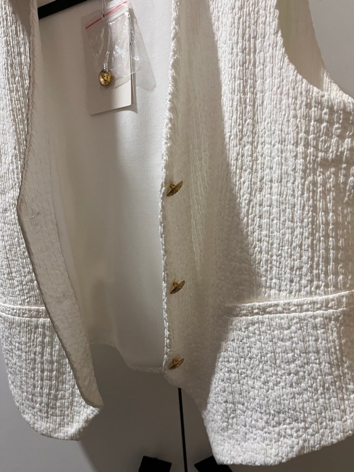 Düğmeli Beyaz Kadın Yelek - Görsel 2