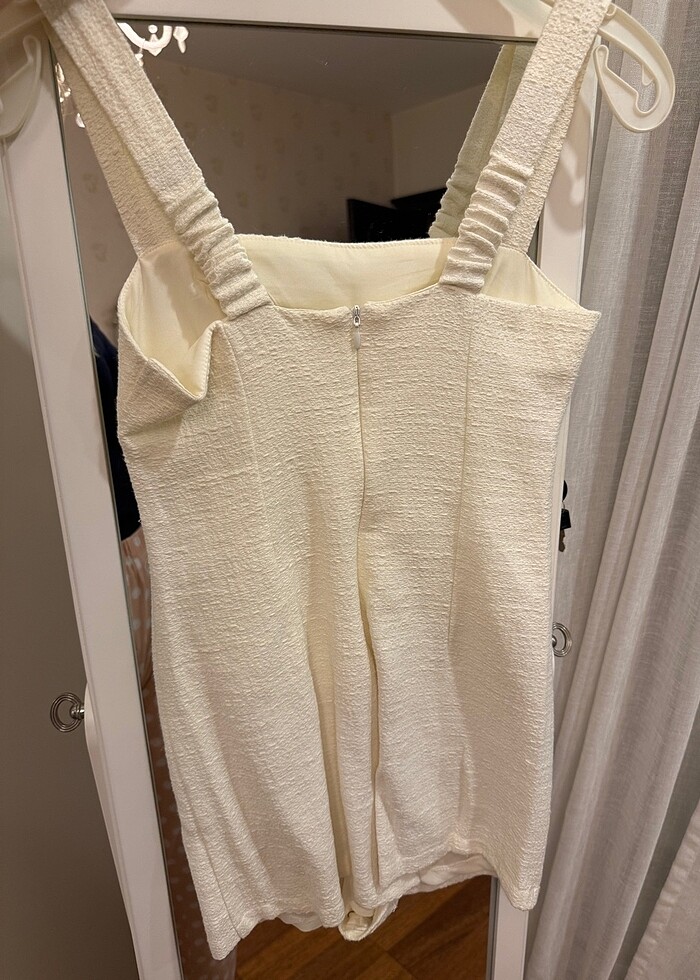 Şortlu tulum elbise - Görsel 4