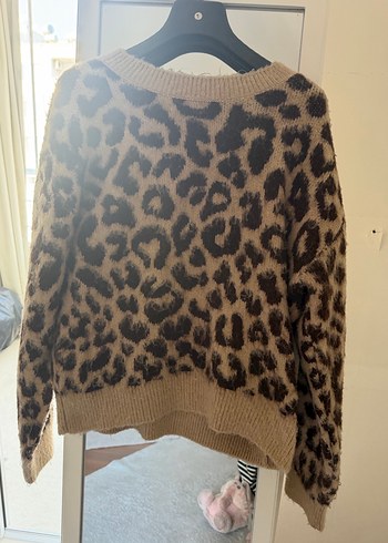 Leopar Desenli Kadın Triko Kazak - Görsel 4