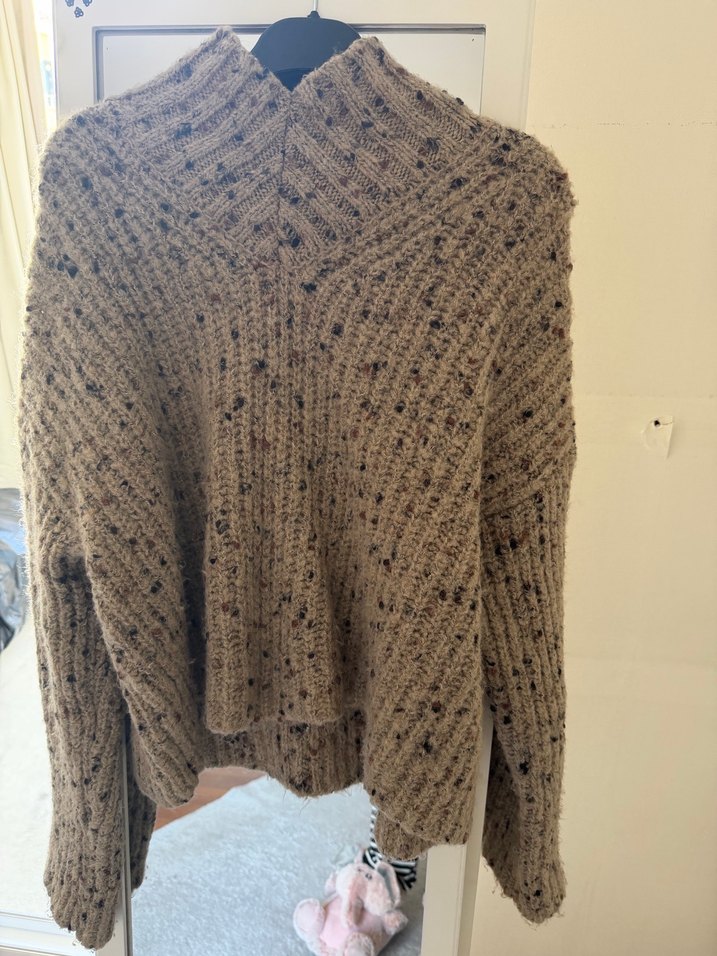 Bohem Tarzı Gri Örgü Boğazlı Kadın Kazak - Görsel 4