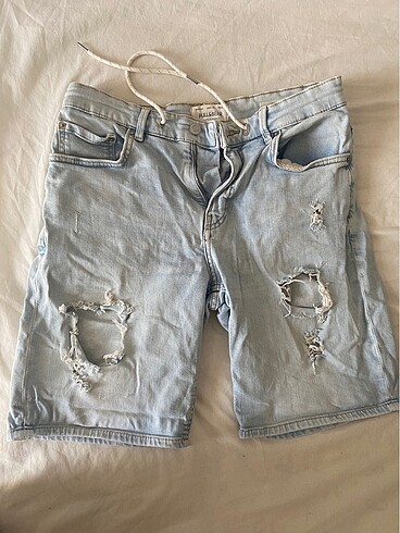 Pull And Bear