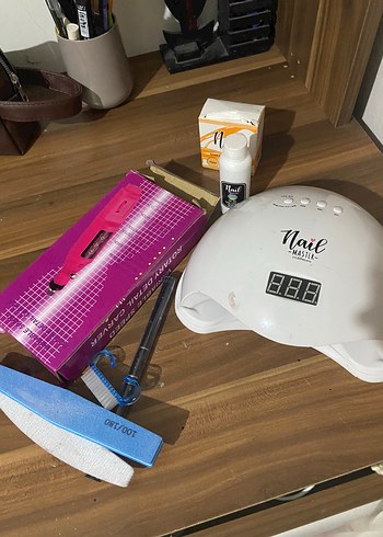 Beyaz Dijital LED Tırnak Kurutucu ve Manikür Seti