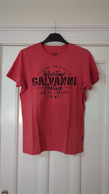 Galvanni t-shirt 