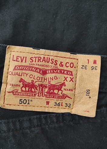 l Beden Levi's jean