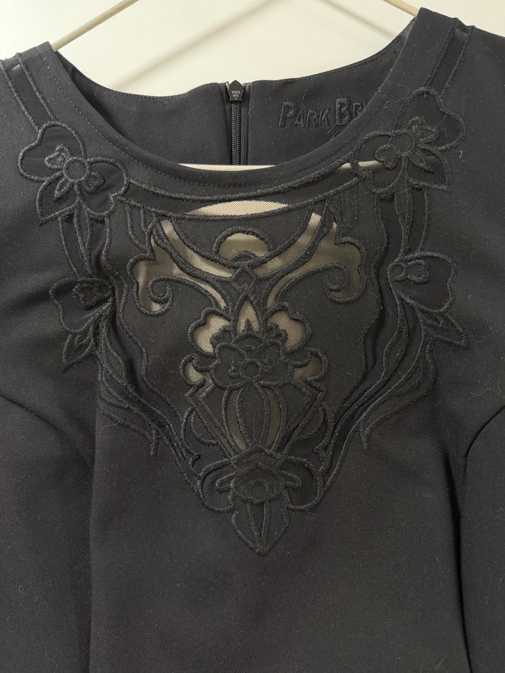 Siyah V Yaka Kısa Kollu Ofis Elbisesi - Görsel 2