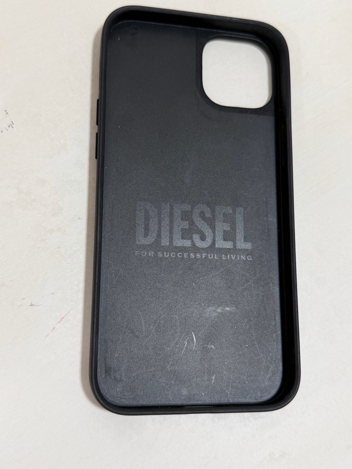 Diesel Siyah iPhone 14 Plus Kılıf 6,7 İnç - Görsel 4