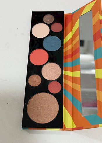 Essence  Makyaj  Paleti - Görsel 3