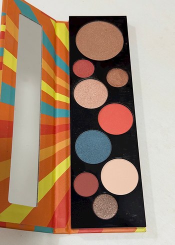 Essence  Makyaj  Paleti - Görsel 4