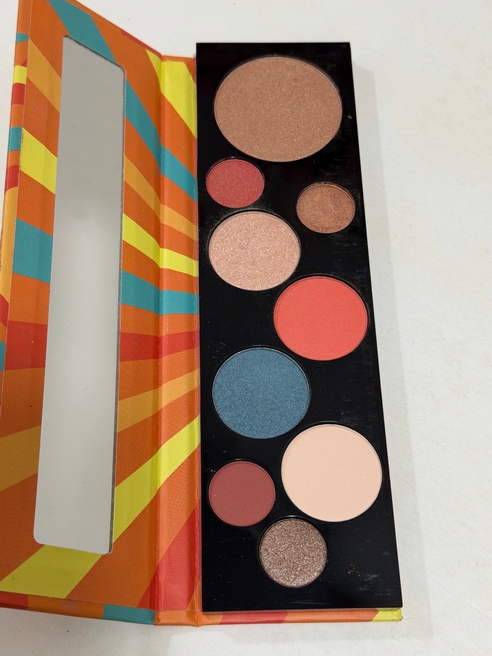 Essence  Makyaj  Paleti - Görsel 4