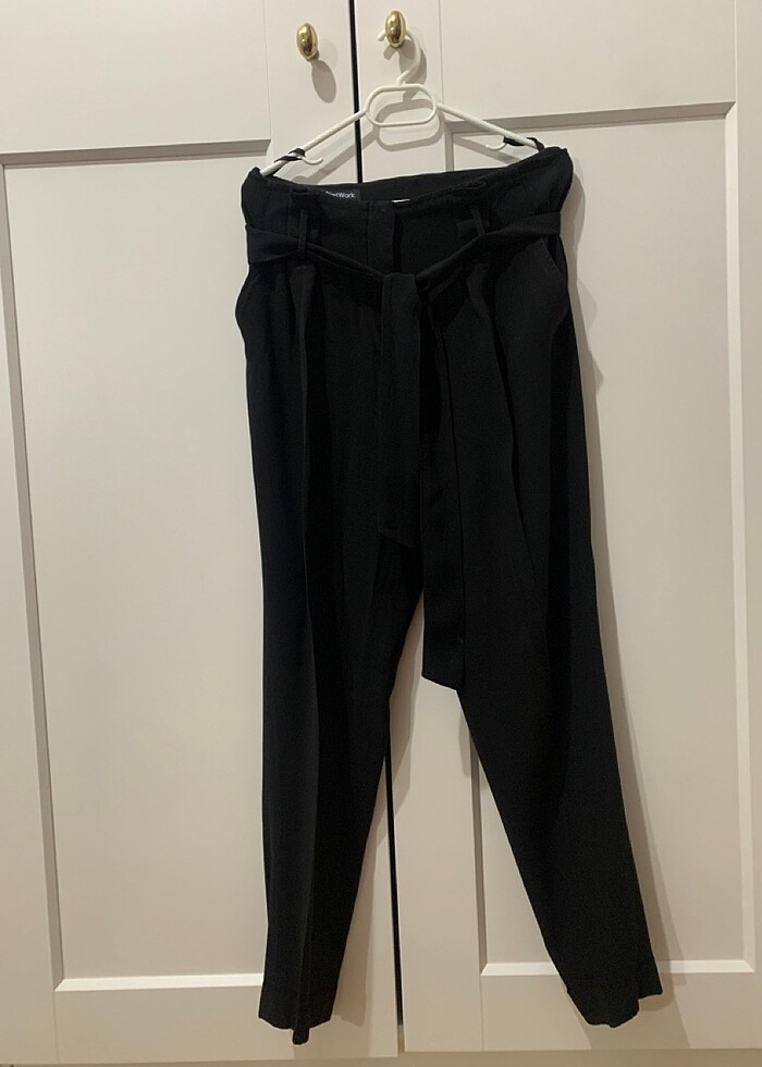 Network kuşaklı havuç pantolon - Görsel 2