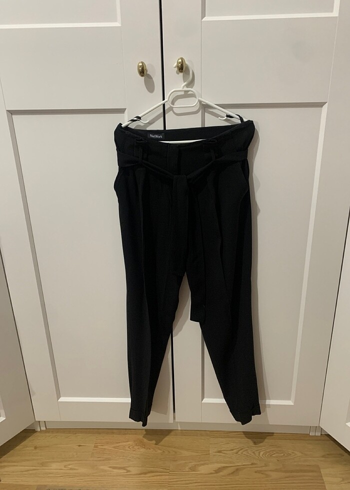 Network kuşaklı havuç pantolon - Görsel 4