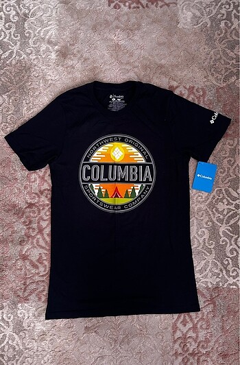 Columbia tshirt