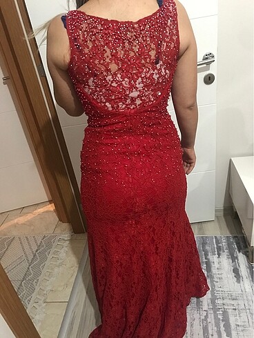 38 Beden Kırmızı abiye