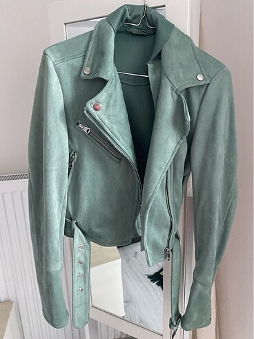 Pull and Bear Mevsimlik mont