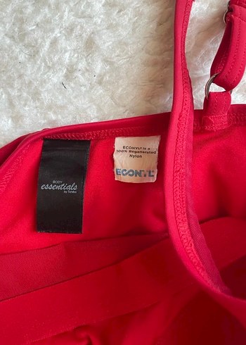 Parlak Kırmızı İnce Askılı Mayo - Görsel 4