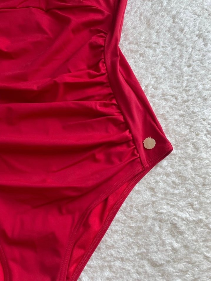 Parlak Kırmızı İnce Askılı Mayo - Görsel 2