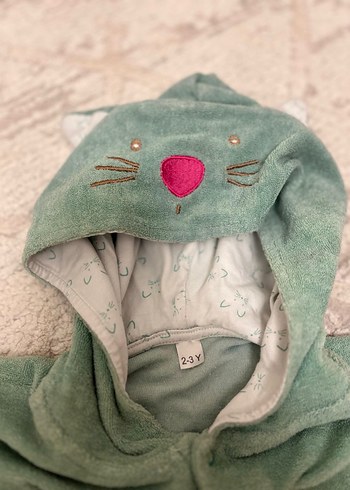 Kapüşonlu Düğmeli Kız Panço HAVUZ SONRASI giydirdim - Görsel 2