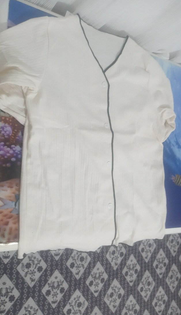 Beyaz Çizgili kadın gecelik - Görsel 2