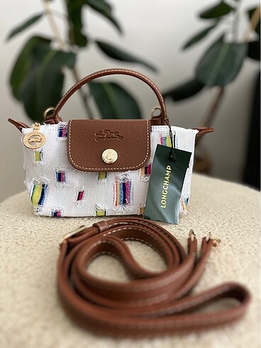 Longchamp