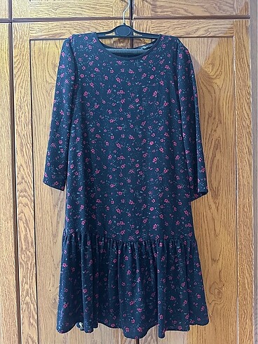 xs Beden 4 elbise sadece 699 tl :)