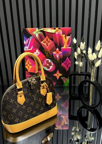 Louis Vuitton Deri Desenli Kadın Çantası