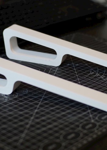  Beden Beyaz Laptop Standı