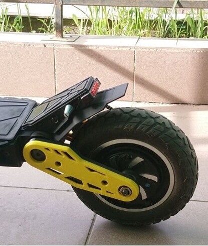 KUGOO G2 pro çatal amartisör plastigi
