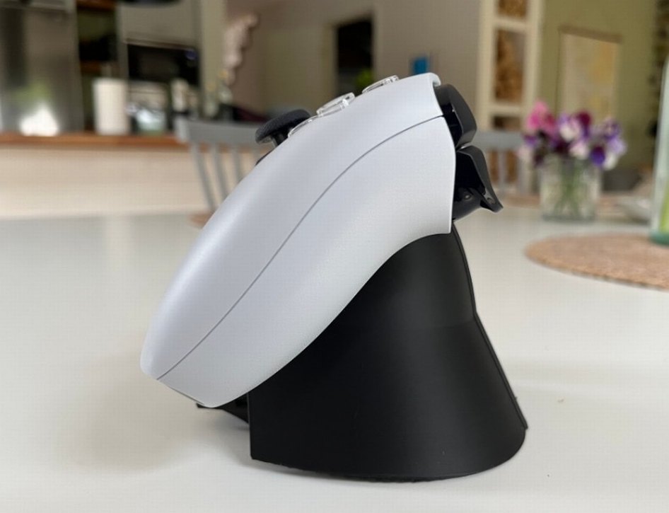 Darth Vader Temalı PlayStation Kumanda Tutucu - Görsel 4